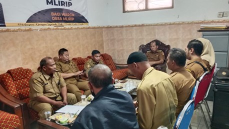 Monev Desa Mlirip: Langkah DPMD Mojokerto Dorong Program Desa Lebih Optimal